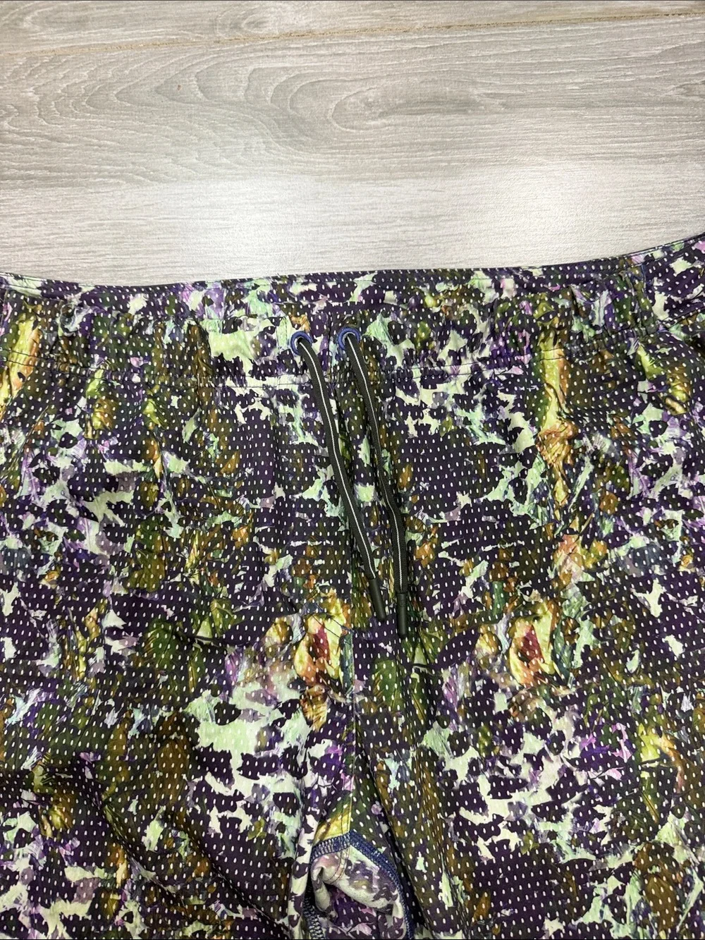 lululemon athletica comfortable pull